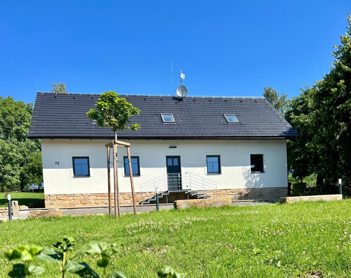 Ubytovani Pod Troskami Rovensko pod Troskami Exterior photo